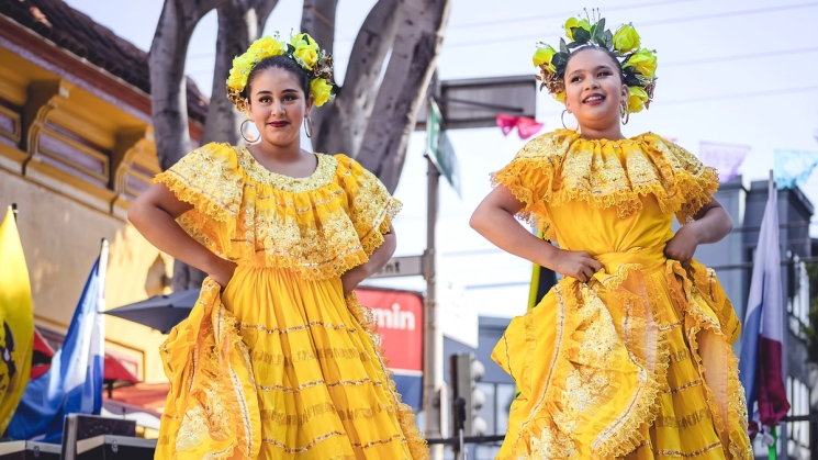 Celebrate Hispanic Heritage Month at the Fiesta de la Americas. Photo courtesy of Calle 24 Latino Cultural District. Celebrate Hispanic Heritage Month at the Fiesta de la Americas. Photo courtesy of Calle 24 Latino Cultural District.
