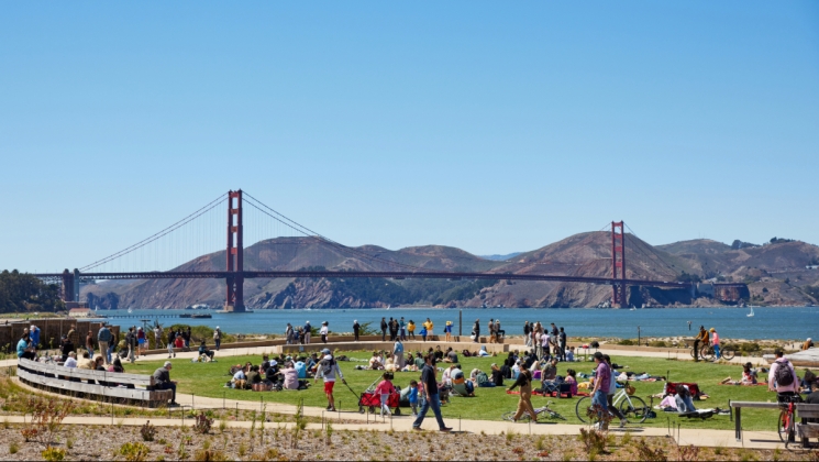 how to get to the Golden Gate Bridge from BART