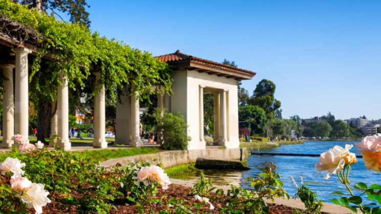 Lake Merritt pergola oakland things to do near BART bay area rapid transit