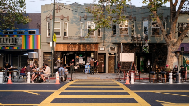 Visit North Oakland to spend a fun-filled day on a Temescal bar crawl. Visit North Oakland to spend a fun-filled day on a Temescal bar crawl.
