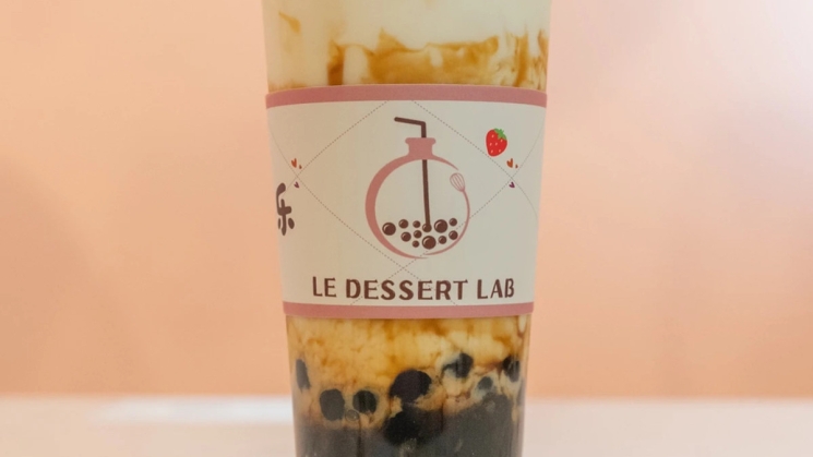 Boba is the ultimate treat at Le Dessert Lab. Photo courtesy of DoorDash. 