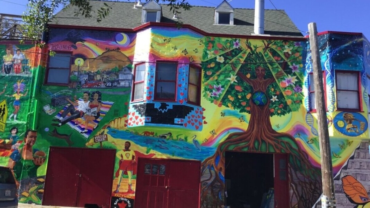 Murals in San Francisco. Photo courtesy of Precita Eyes Muralist. 