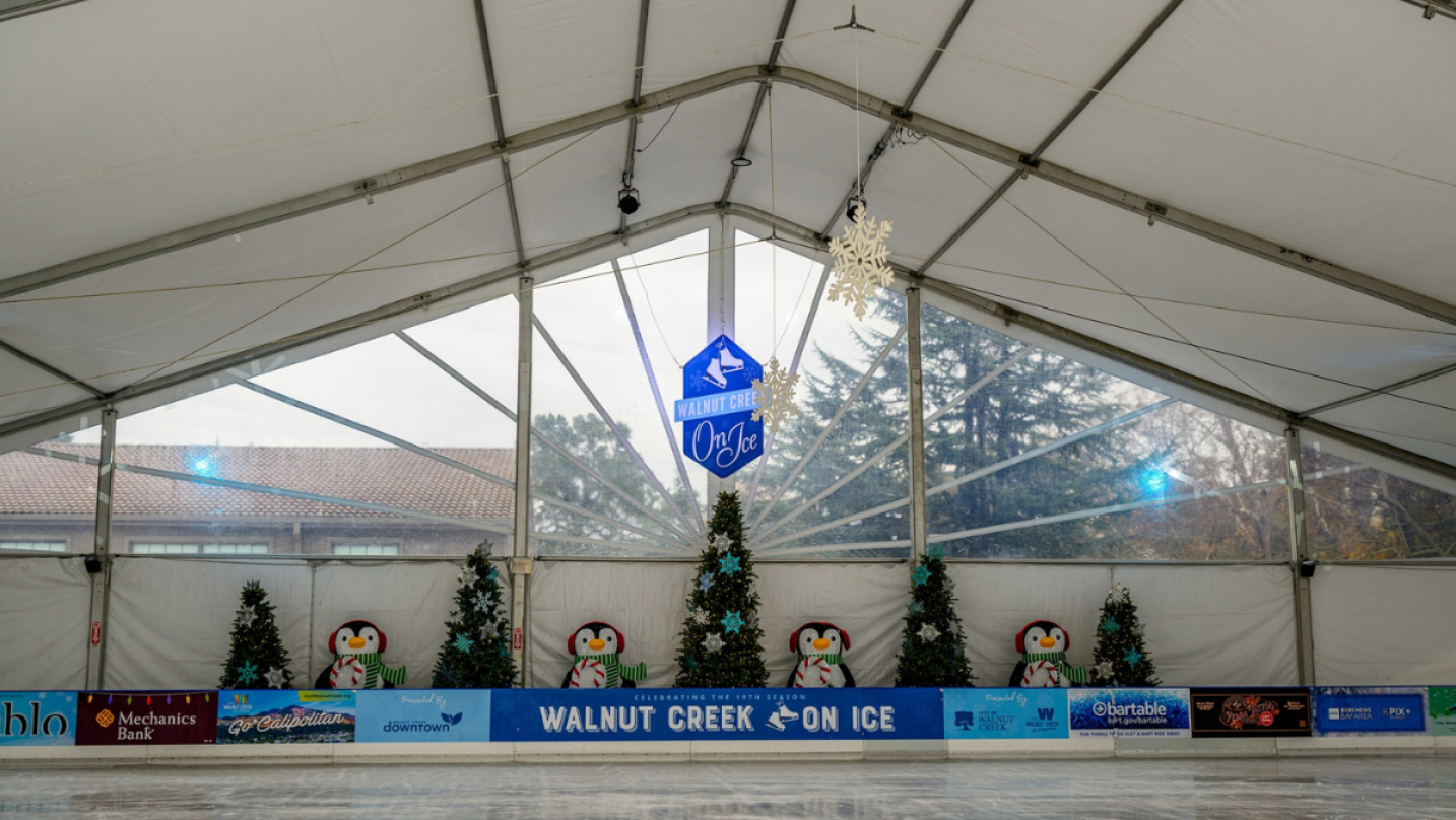 Win tickets for ice skating in Walnut Creek!