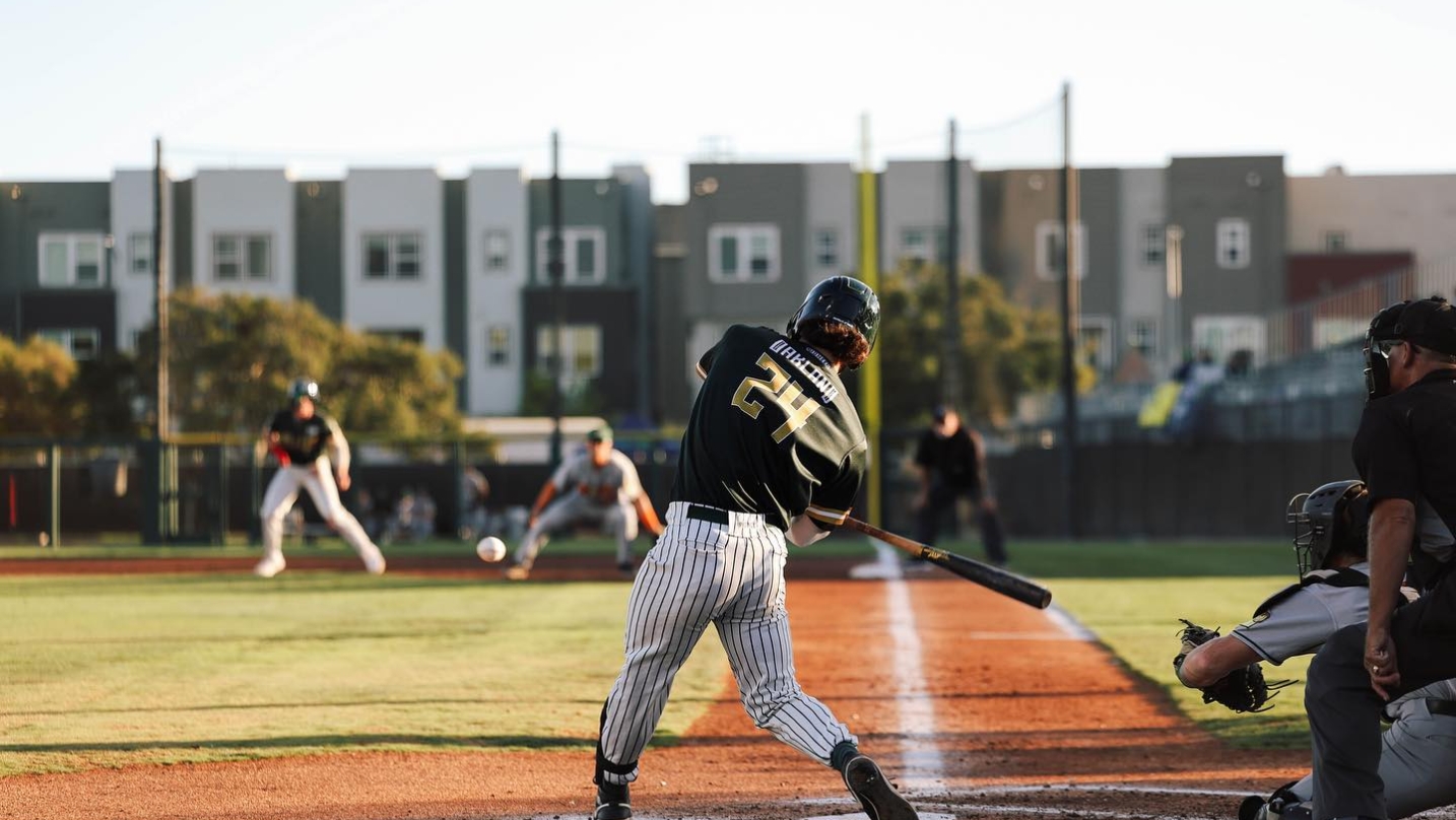 Win VIP tickets to the Oakland Ballers on "Public Transit Night!"