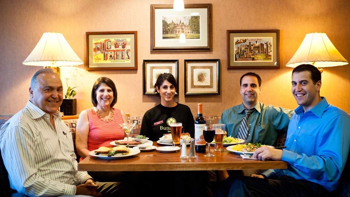 Thanksgiving dinner with family 