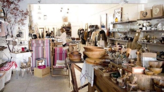 There's a little bit of everything at Atomic Gardens. Photo courtesy of Remodelista.