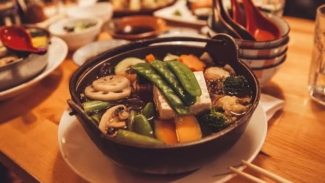 Enjoy the vegan flavors of Cha-Ya in the Mission District. Photo courtesy of DoorDash.
