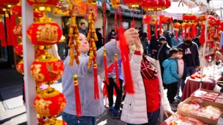 Don't miss the Chinatown Lunar New Year Bazaar. Photo courtesy of Visit Oakland. 