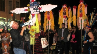 Procession. Photo courtesy of Mission Local, Juan Pablo Gutiérrez Sánchez.