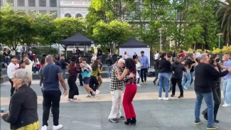 Bust a move this weekend at Union Square. Photo courtesy of San Francisco Recreation and Park Department.