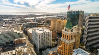 Tribune Tower in the Oakland skyline. Photo courtesy of Northstar Meeting Group.