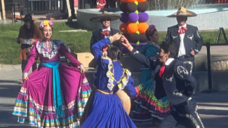 The Día de los Muertos celebration in Jack London Square. Photo courtesy of Jack London Square. 