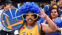 Watch the Warriors take on the Pistons this weekend near BART. Photo courtesy of Hoops Habit. 