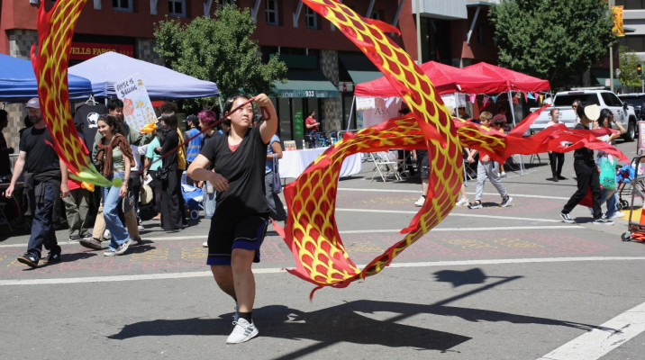 Don't miss this weekend's 36th Annual Oakland Chinatown Streetfest. Photo courtesy of Oakland Chinatown Chamber of Commerce.