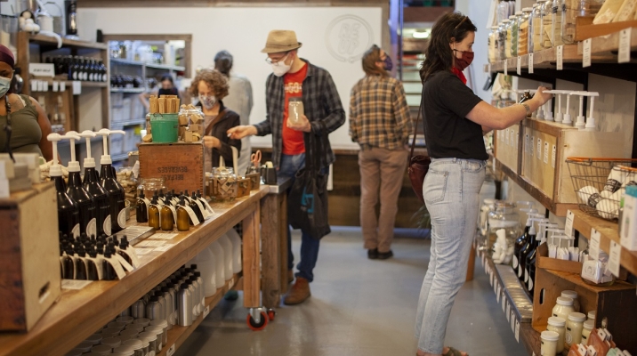 Find sustainable products, not plastic, at Oakland’s Re-Up Refill Shop